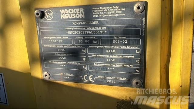 Wacker Neuson 1001 Гусеничные фронтальные погрузчики