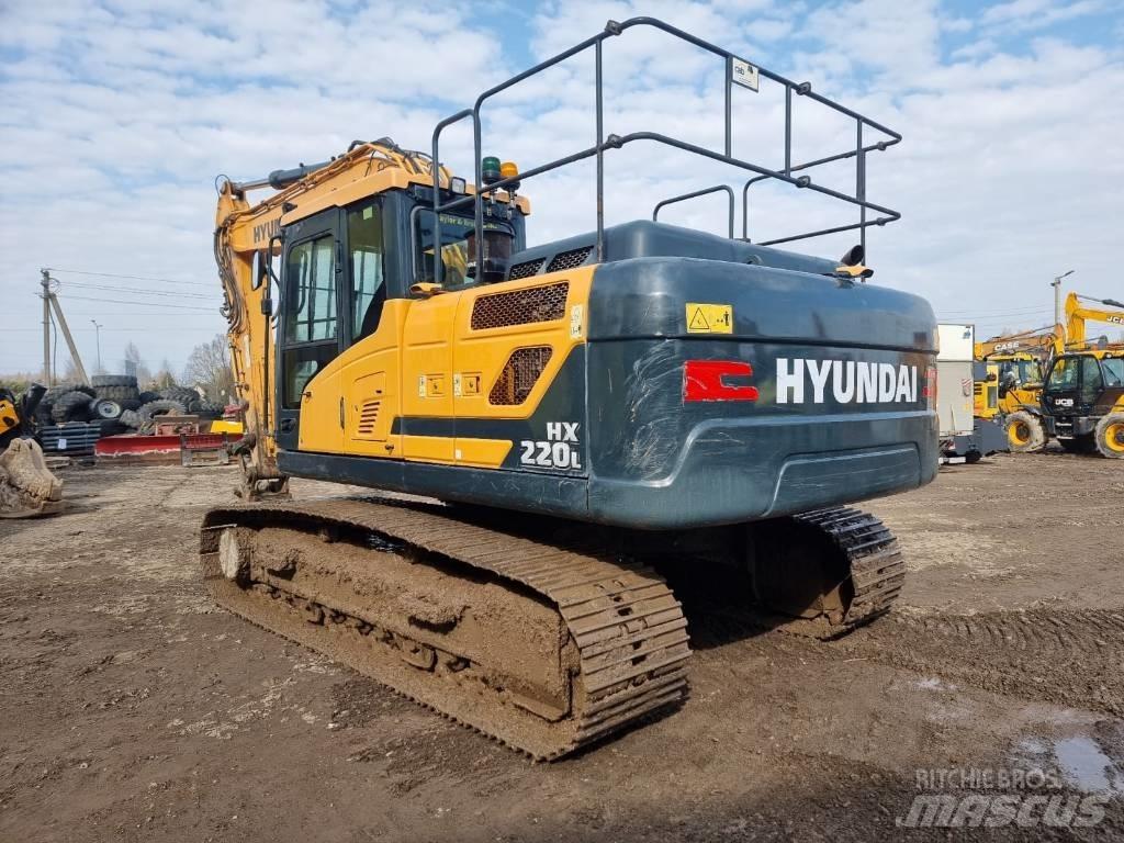 Hyundai HX 220 L Гусеничные экскаваторы
