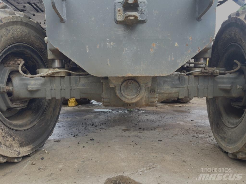 Liebherr A 910 Comp Оси