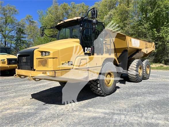 CAT 730 Шарнирно-сочленённые самосвалы