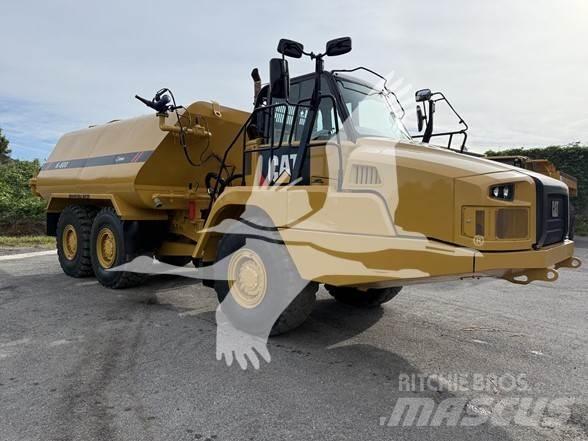 CAT 730C2 Поливочные машины
