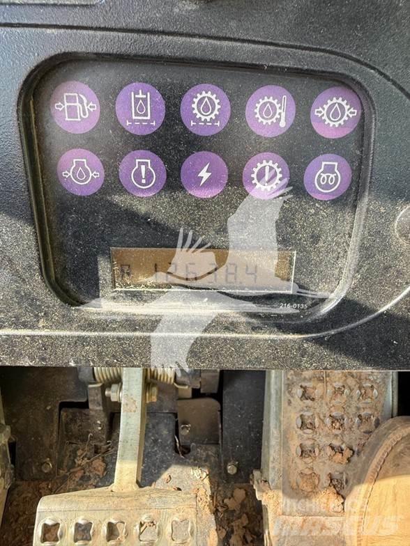 CAT 953C Гусеничные фронтальные погрузчики