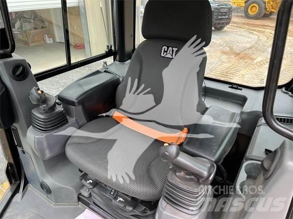 CAT D3 LGP Гусеничные бульдозеры