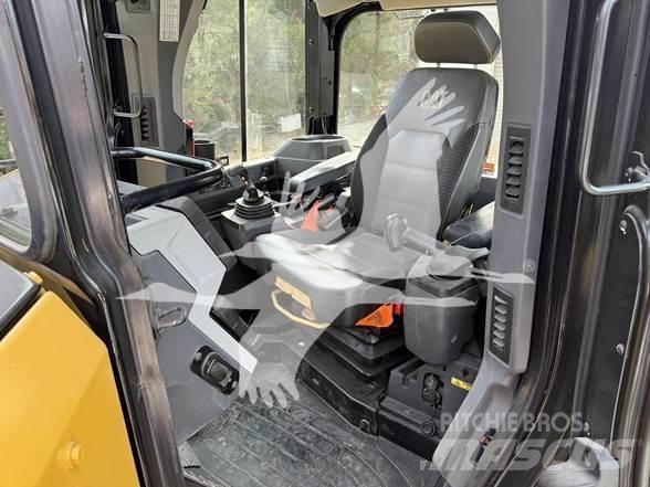 CAT D6 Гусеничные бульдозеры