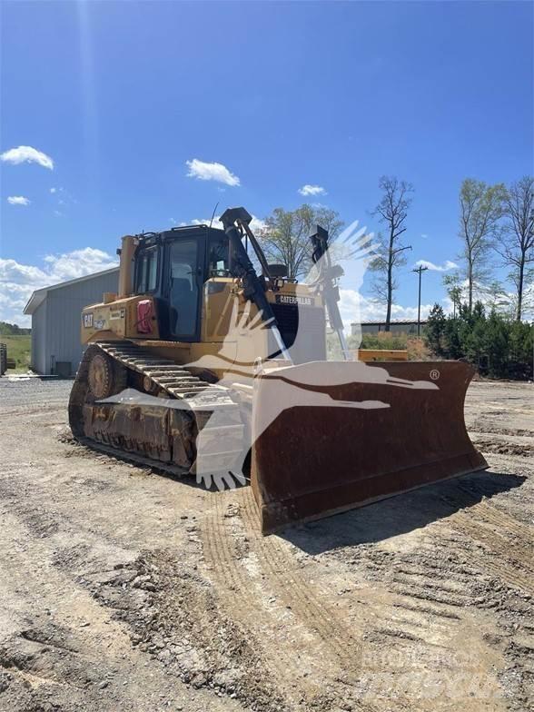 CAT D6T XL Гусеничные бульдозеры
