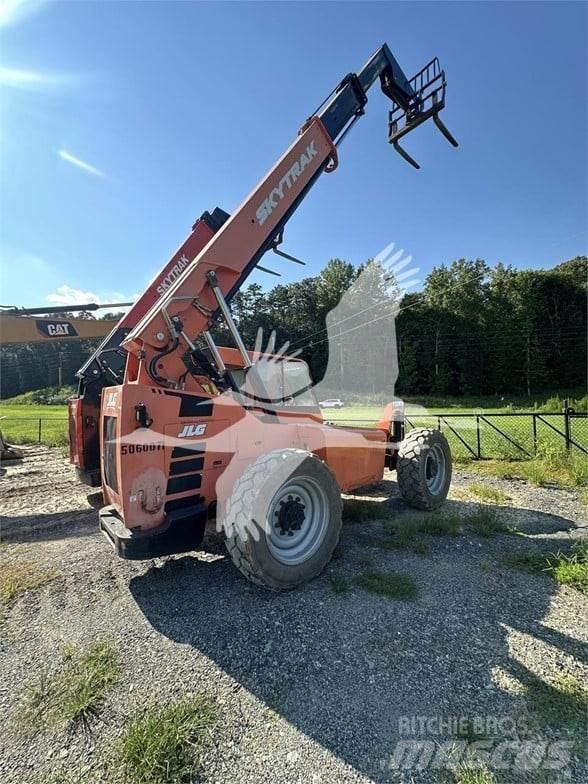 SkyTrak 6042 Телескопические погрузчики