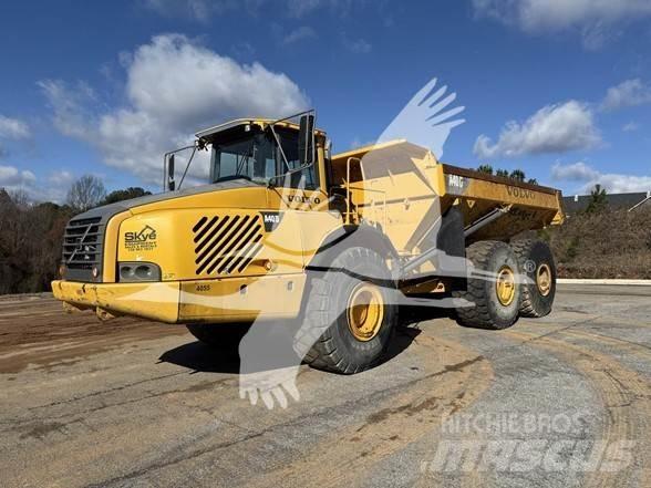 Volvo A40D Шарнирно-сочленённые самосвалы