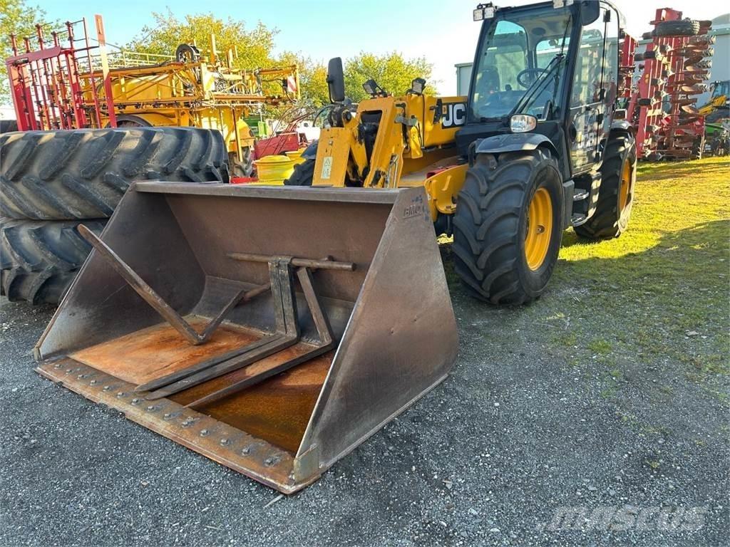 JCB 541-70 AGRIPRO Телескопические подъемники