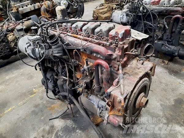 Renault 6 CILINDER Двигатели