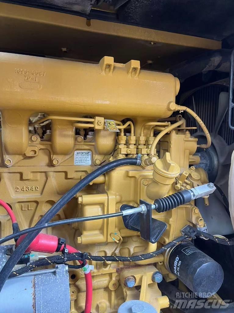 CAT 307.5 Гусеничные экскаваторы