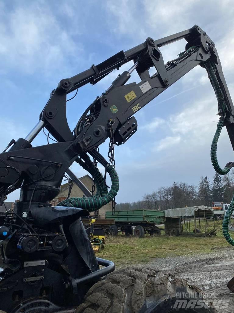John Deere 1270 G Харвестеры