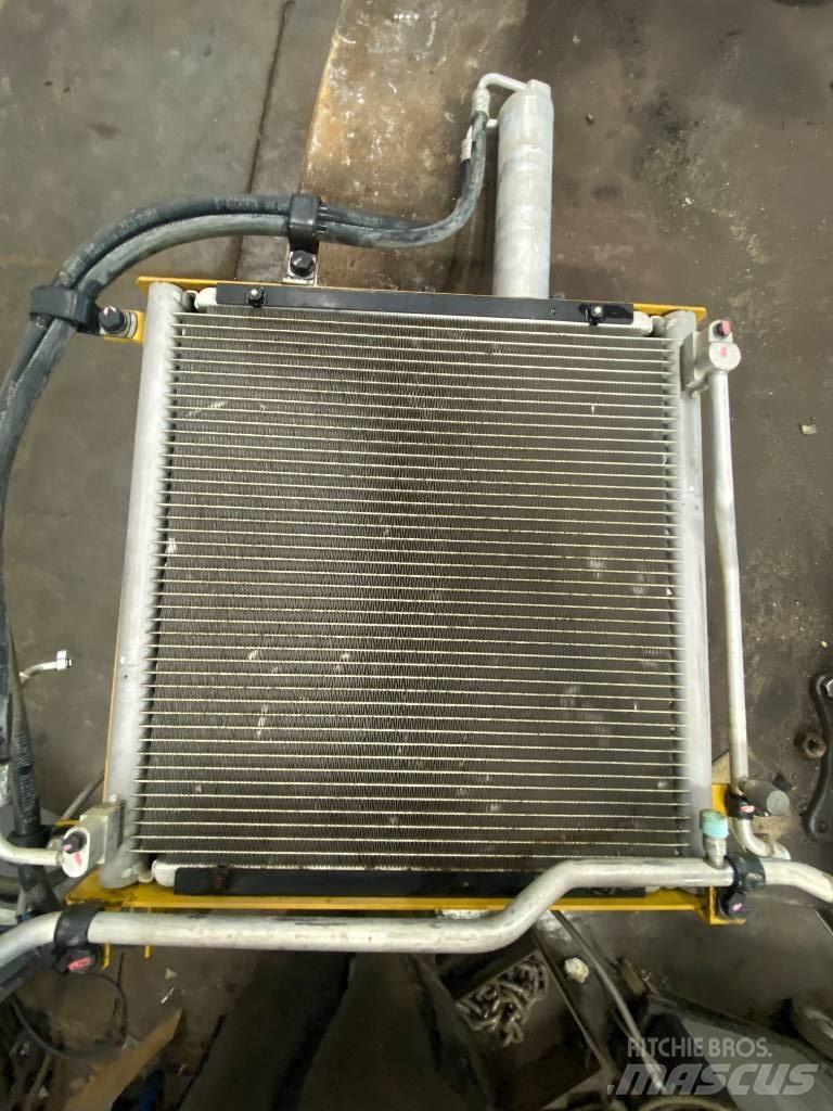 CAT 349 E Parts Гусеничные экскаваторы
