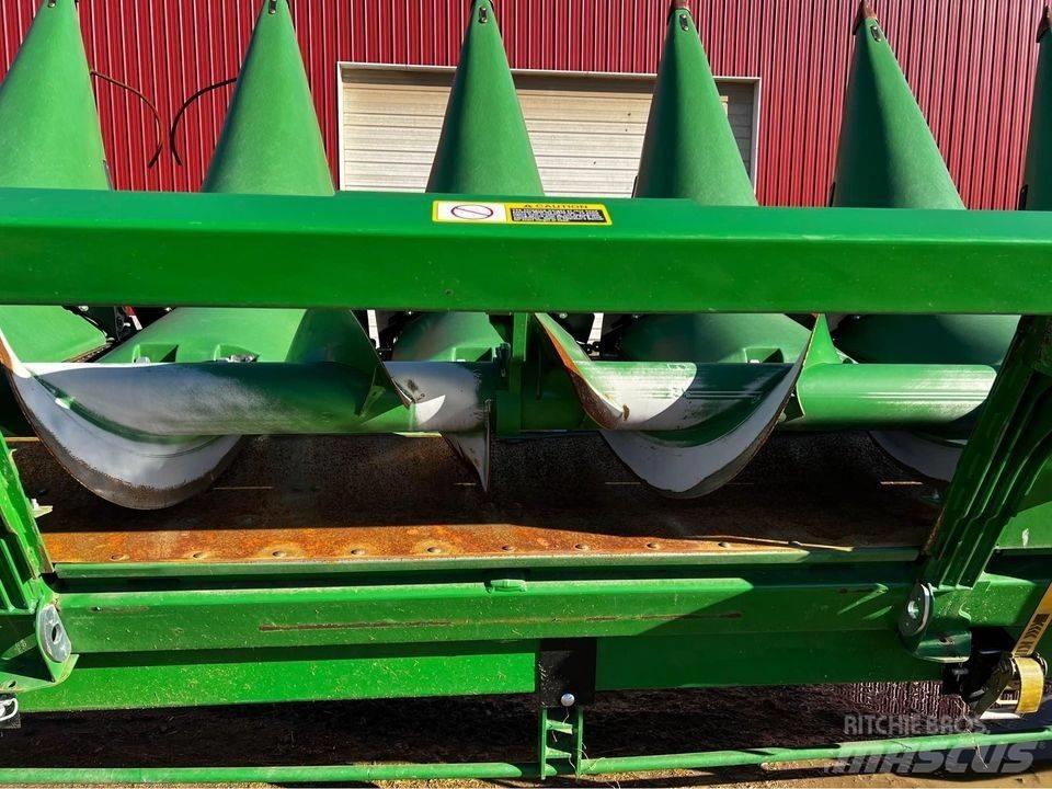 John Deere 716c Жатки