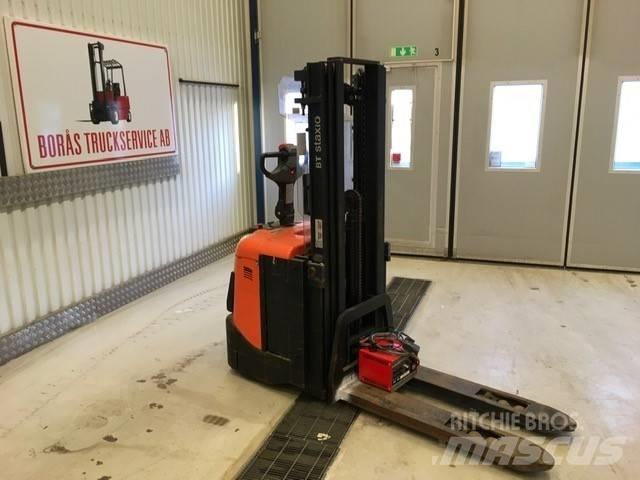 BT SPE 125 L Ручные штабелёры с электроподъёмом