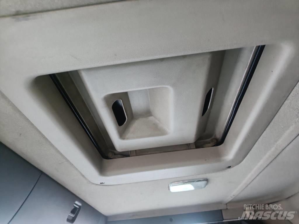 Scania P 420 Грузовики-Мультилифты