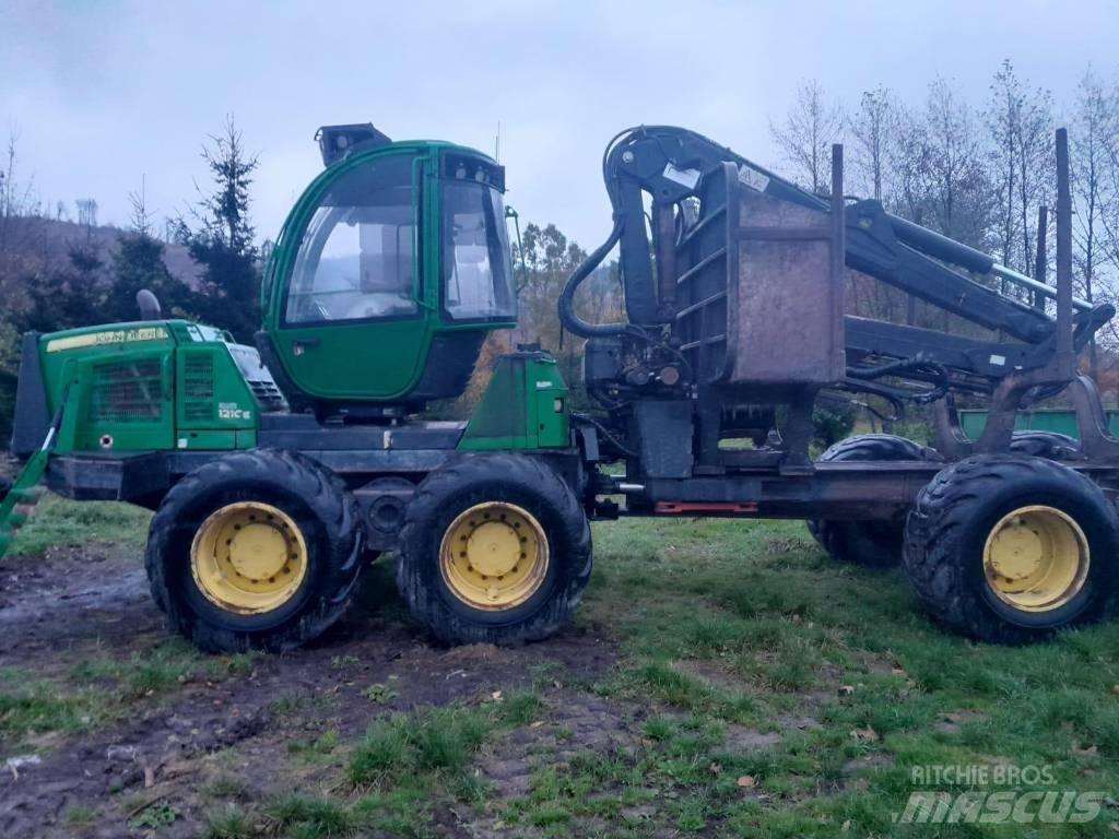John Deere 1210 E Форвардеры