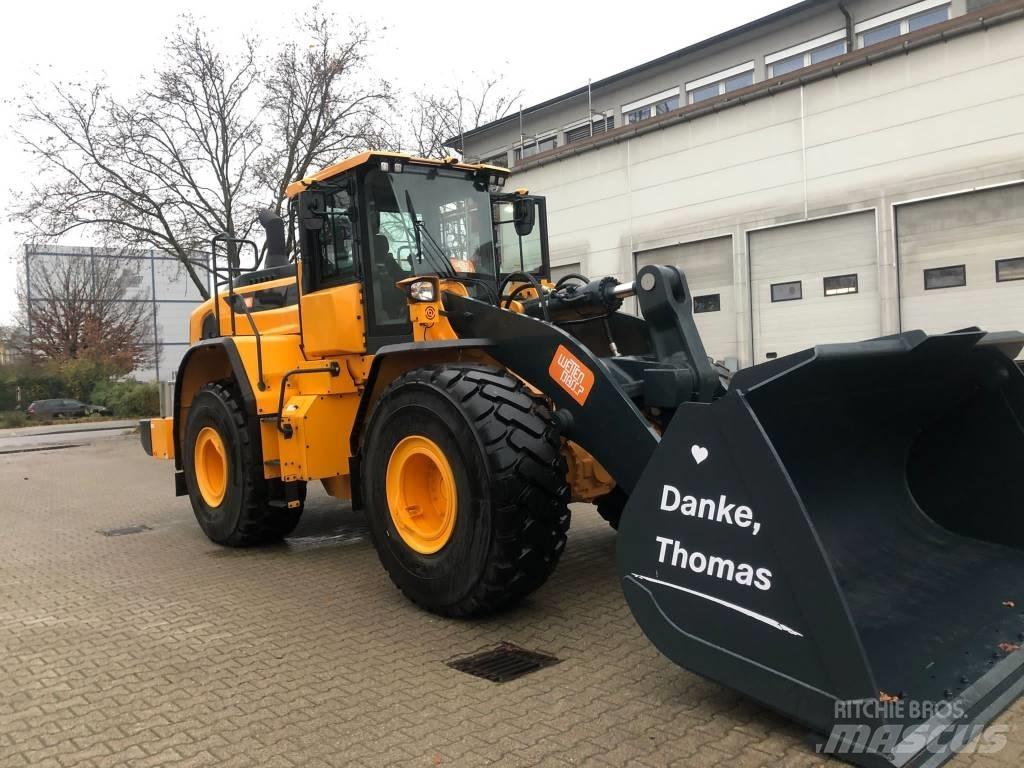 Hyundai HL975ACVT Телескопические фронтальные погрузчики