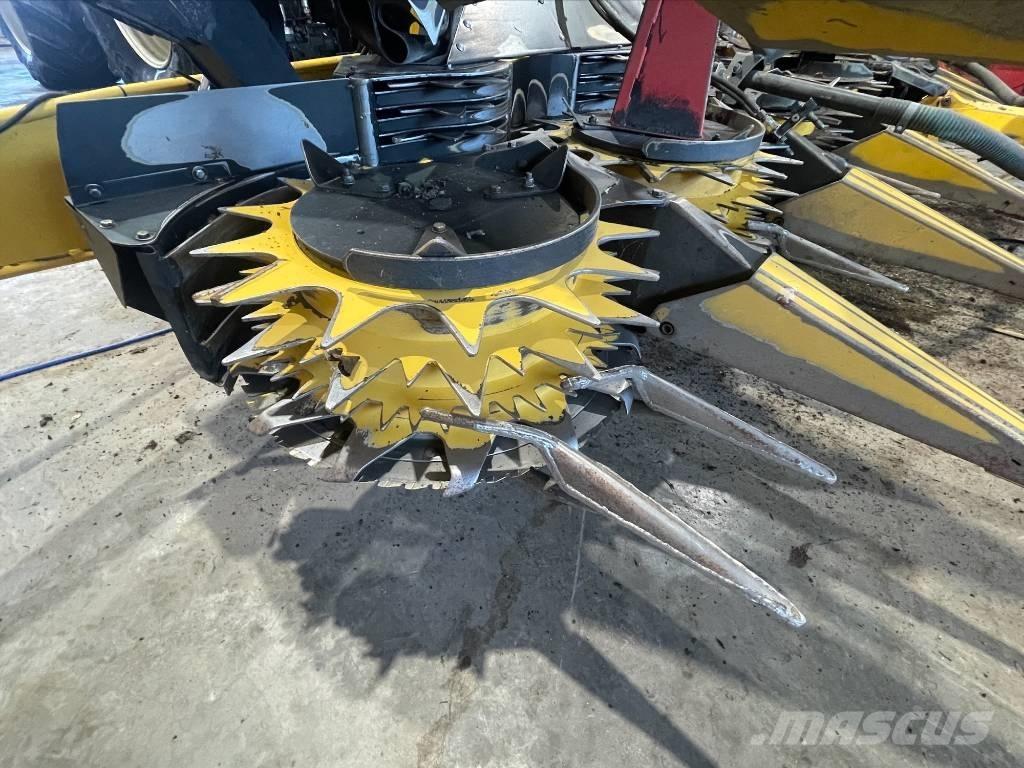 New Holland FR 650 Самоходные кормоуборочные комбайны
