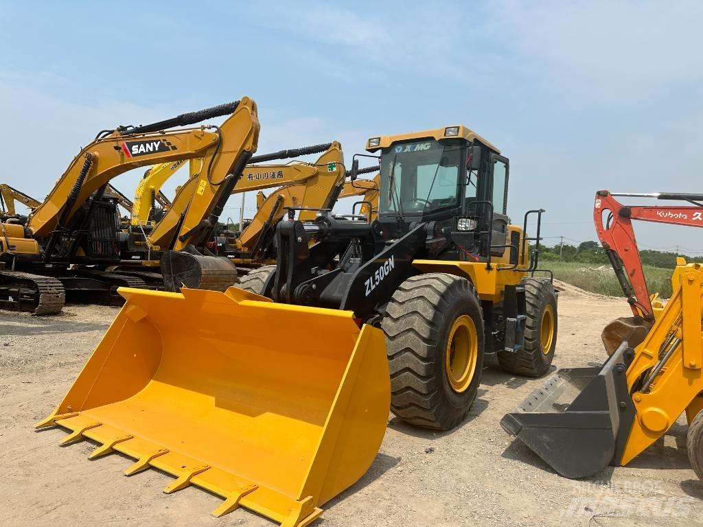 XCMG ZL 50 G Фронтальные погрузчики