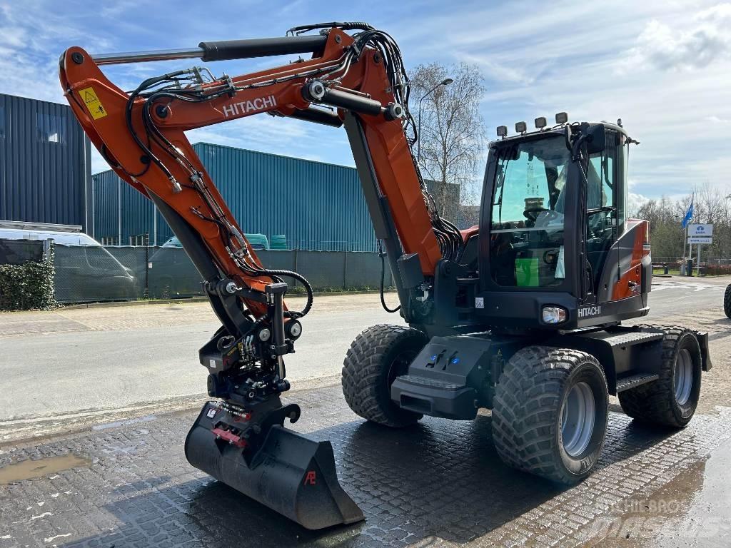Hitachi ZX95W Колёсные экскаваторы