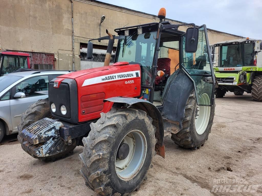 Massey Ferguson 4455 Трактора