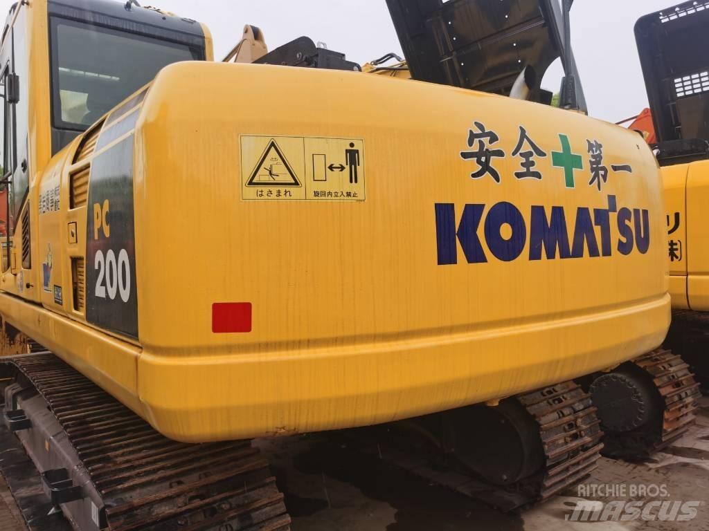 Komatsu PC 200-8 Гусеничные экскаваторы