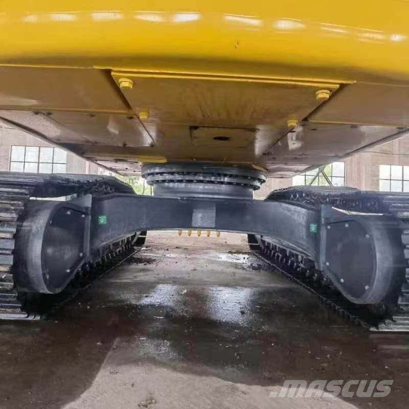 Komatsu PC300-7 Гусеничные экскаваторы