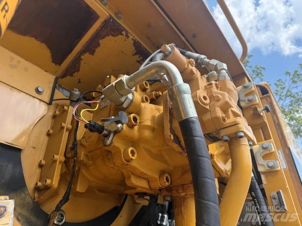 CAT 345DL Гусеничные экскаваторы