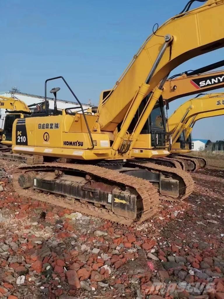 Komatsu pc 210 Гусеничные экскаваторы