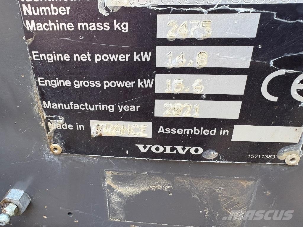 Volvo ECR 25 D Мини-экскаваторы