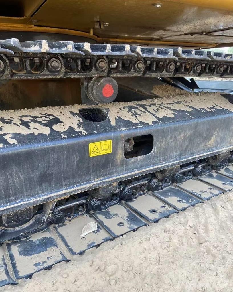 CAT 307 Гусеничные экскаваторы