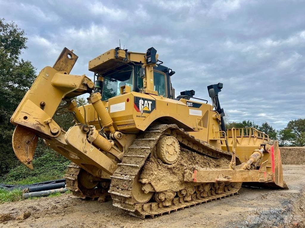 CAT D 8 T Гусеничные бульдозеры