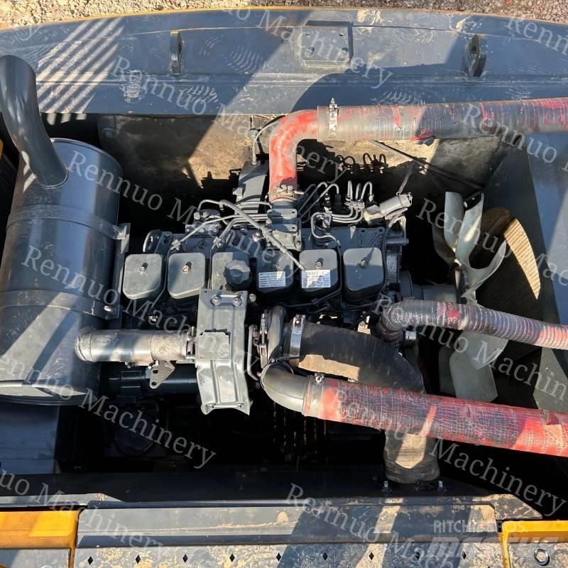 Hyundai 215 Гусеничные экскаваторы