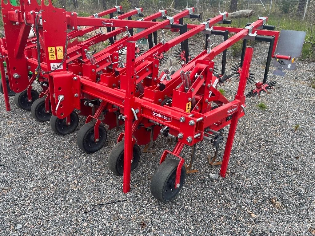 Steketee EC-Weeder 5 Гребнеобразователи