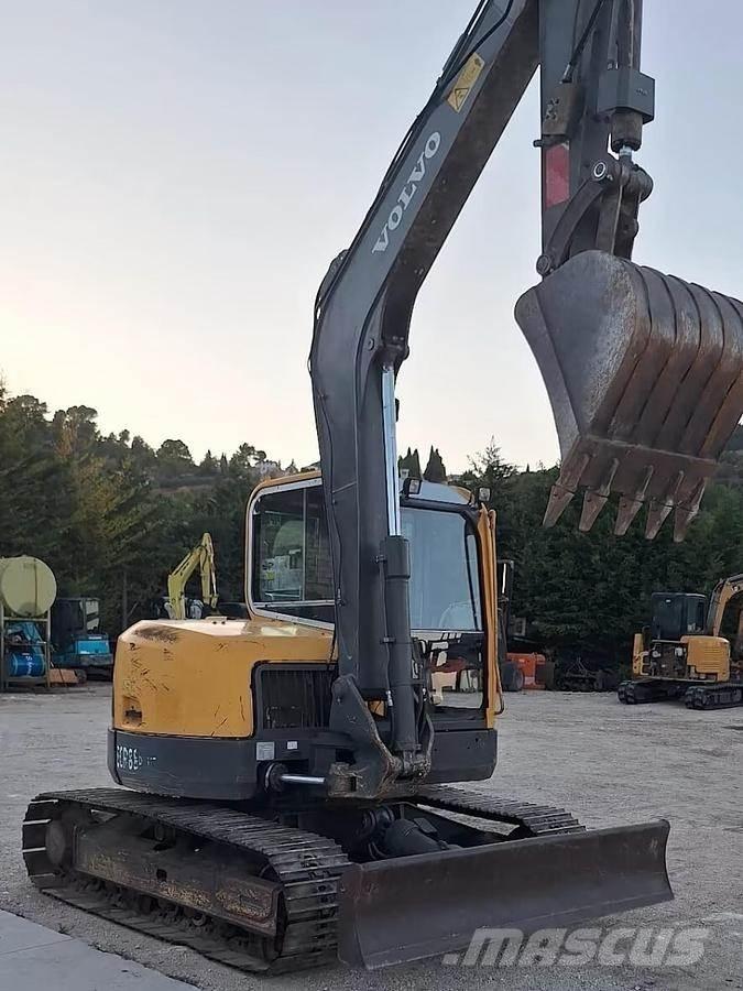 Volvo ECR88PLUS Малые экскаваторы 7т-12т