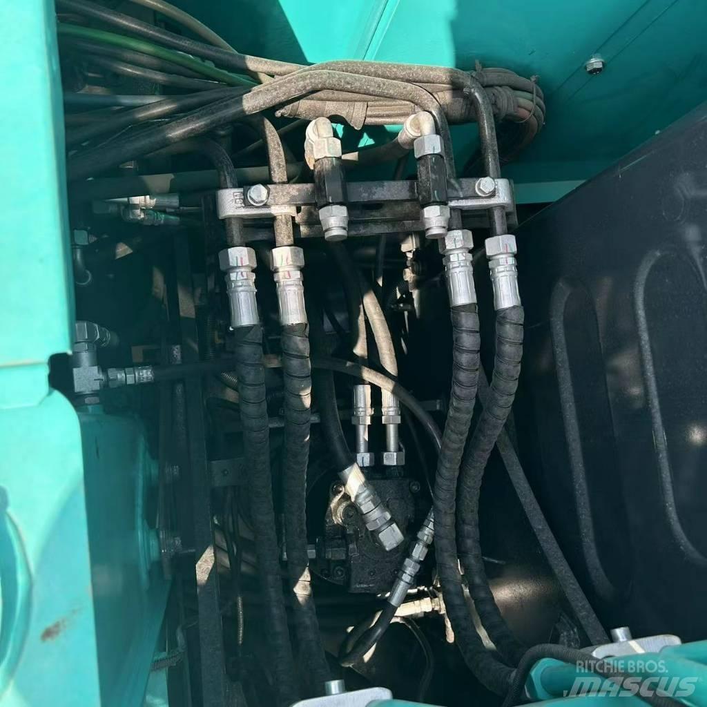 Kobelco 75 Гусеничные экскаваторы