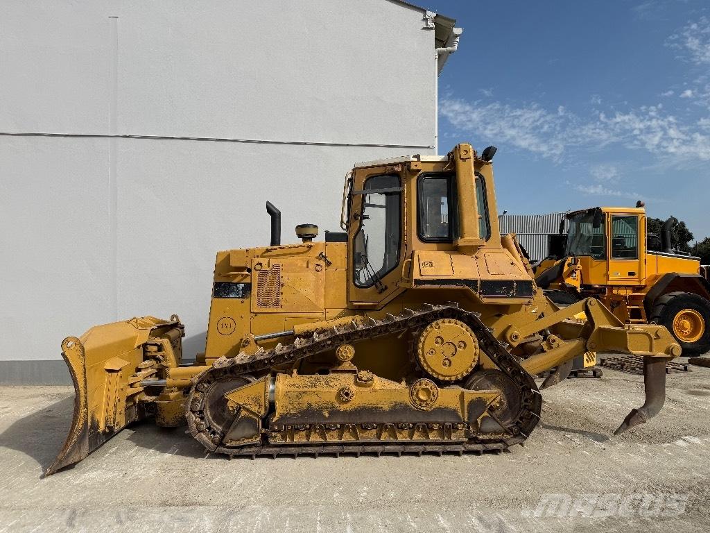 CAT D 5 H Гусеничные бульдозеры