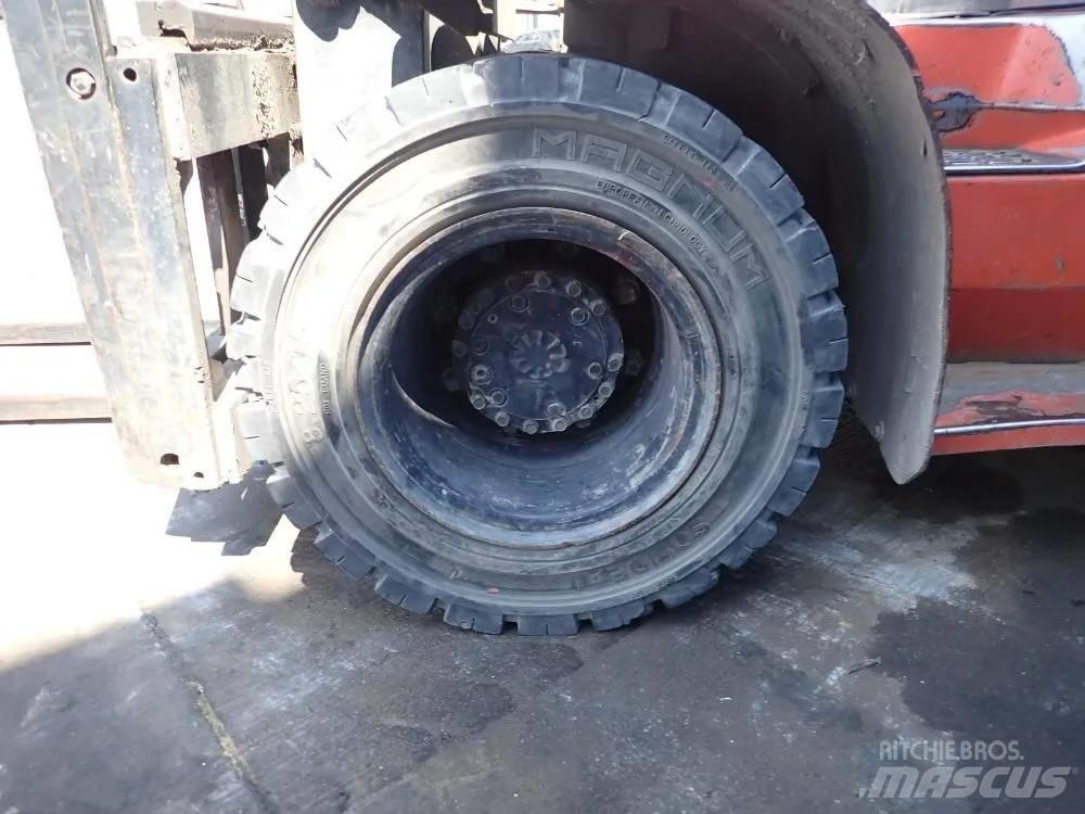 Toyota 8FD70U Другие складские механизмы