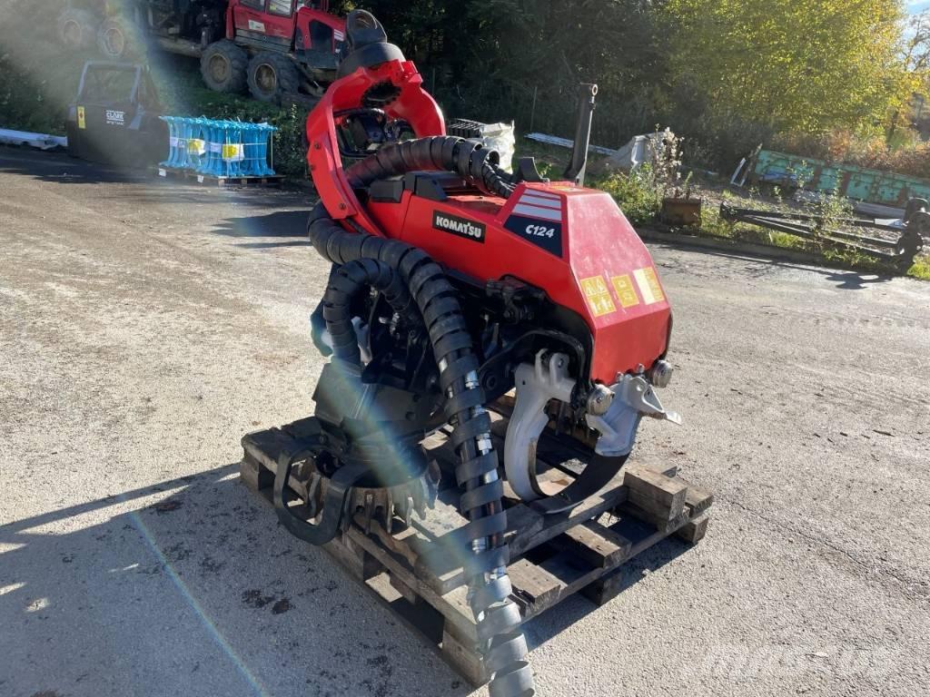 Komatsu C 124 Харвестеры
