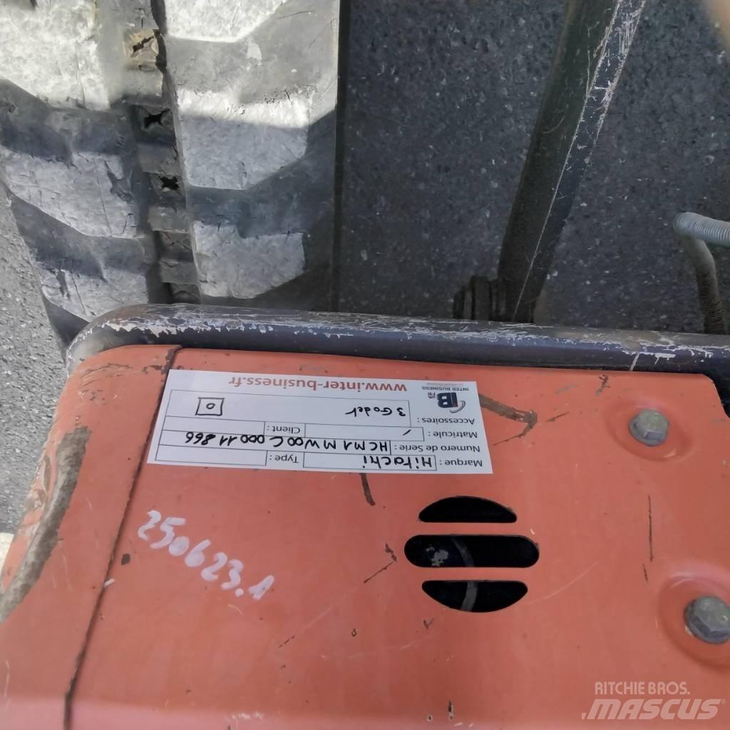 Hitachi ZX 22U 2YLR Мини-экскаваторы
