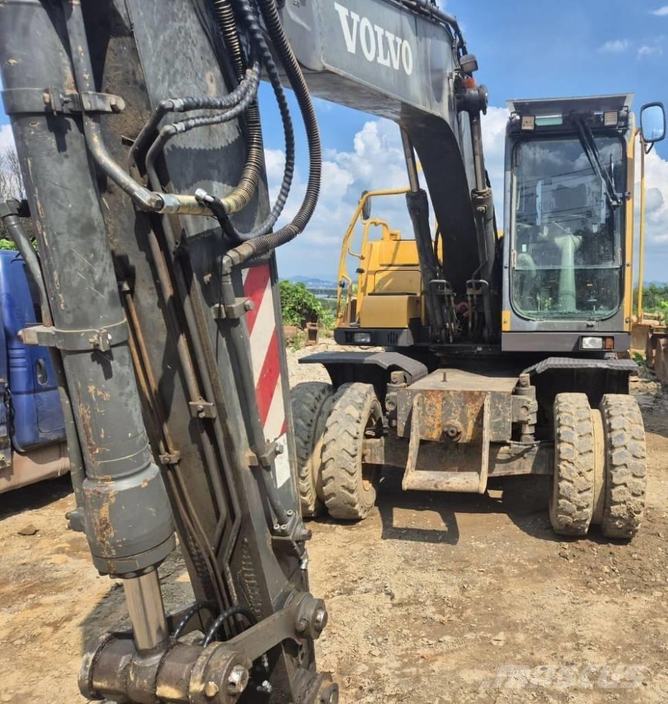 Volvo EW 145 Колёсные экскаваторы