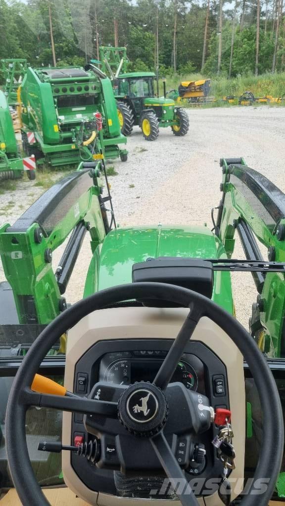John Deere 5100M Трактора
