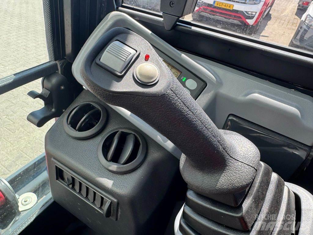 Yanmar VIO26 Мини-экскаваторы