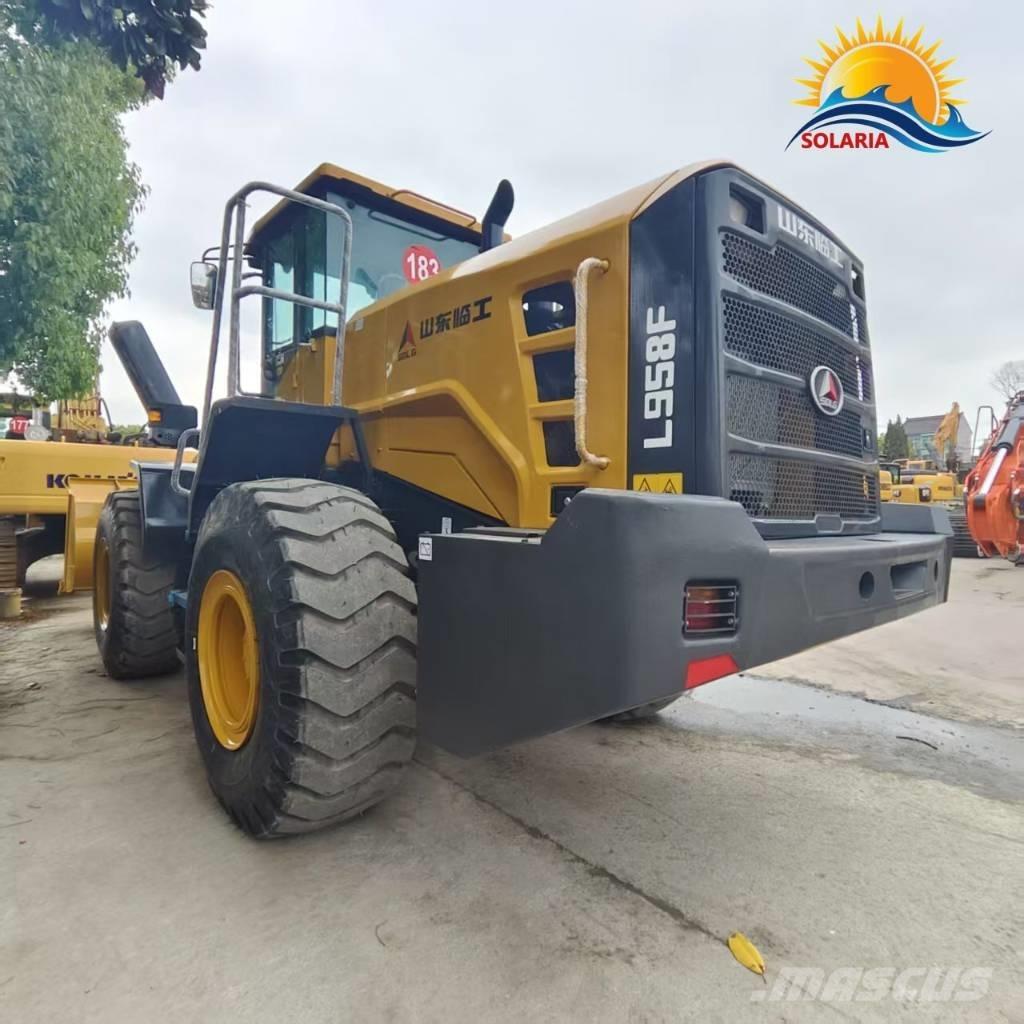 SDLG LG 958 F Фронтальные погрузчики