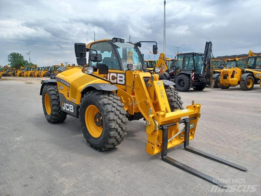 JCB 542-70 Agri Xtra Сельскохозяйственные телескопические погрузчики