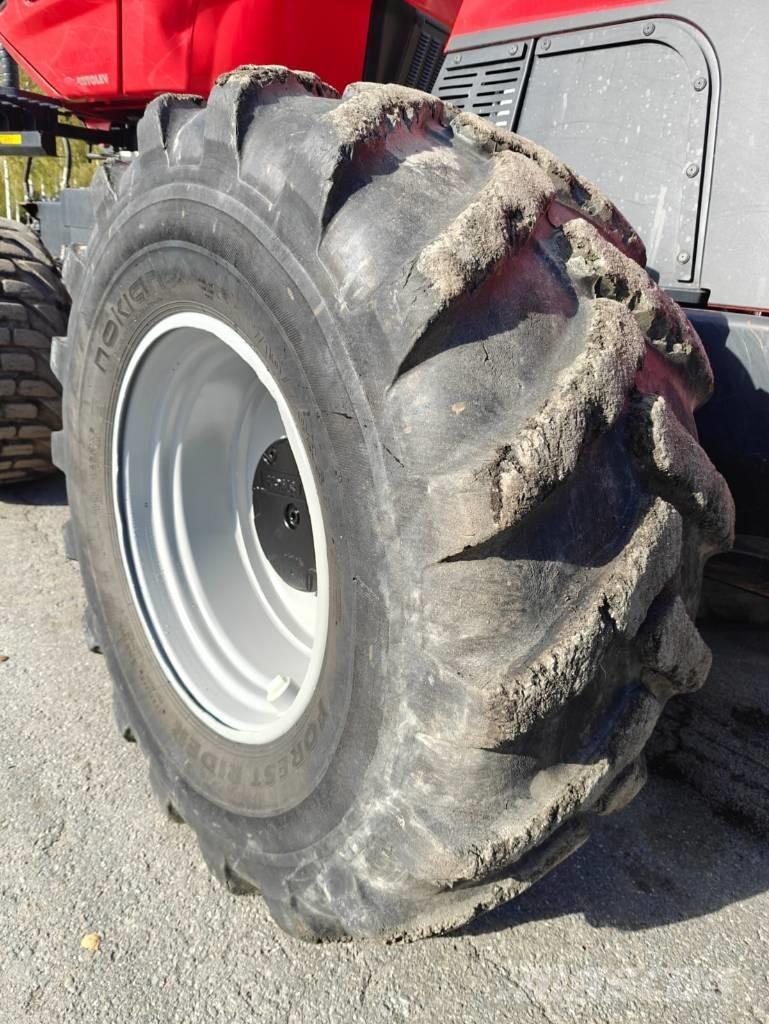 Komatsu 951 Харвестеры