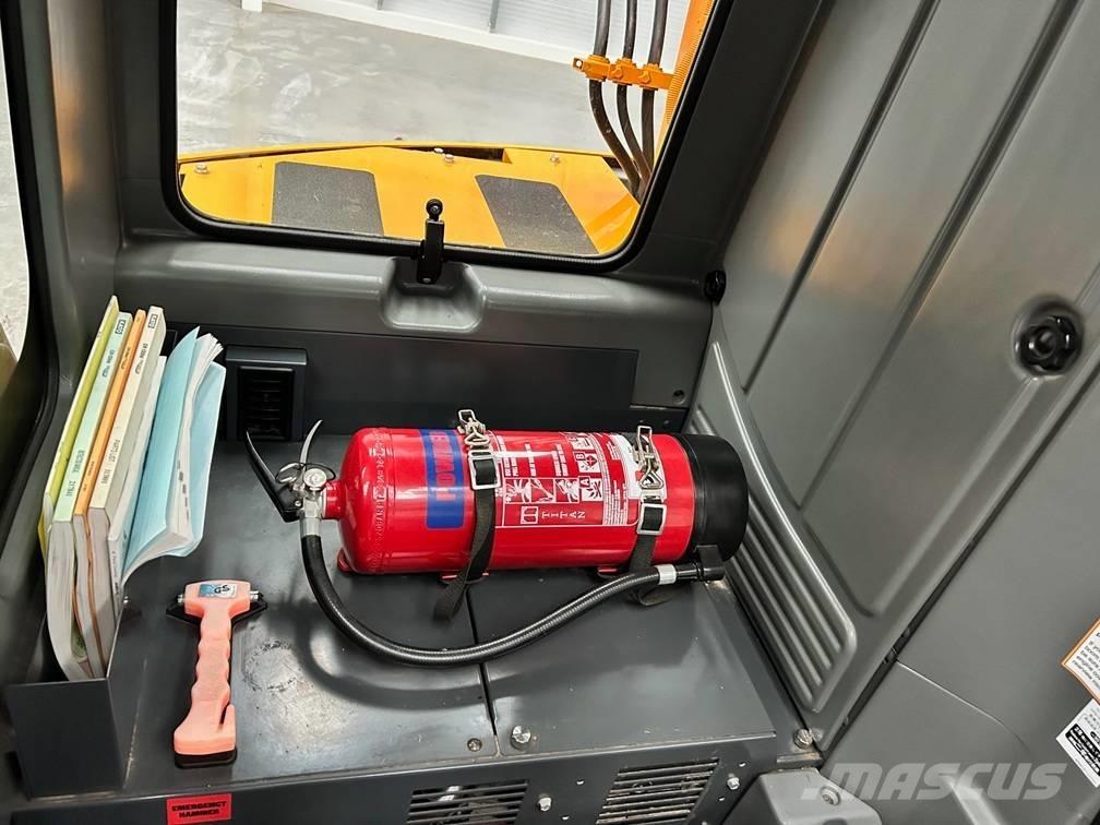 Kato CR-130Ri Автокраны