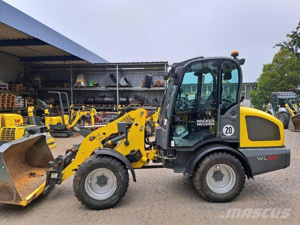 Wacker Neuson WL38 Фронтальные погрузчики