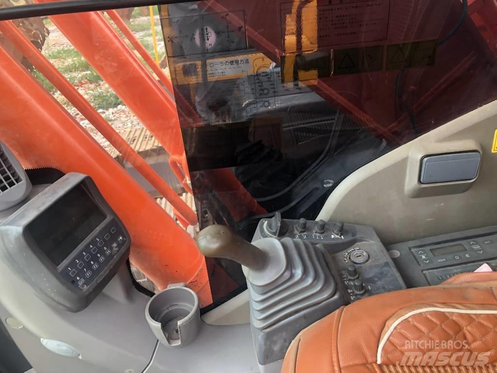 Hitachi ZX 240 Гусеничные экскаваторы