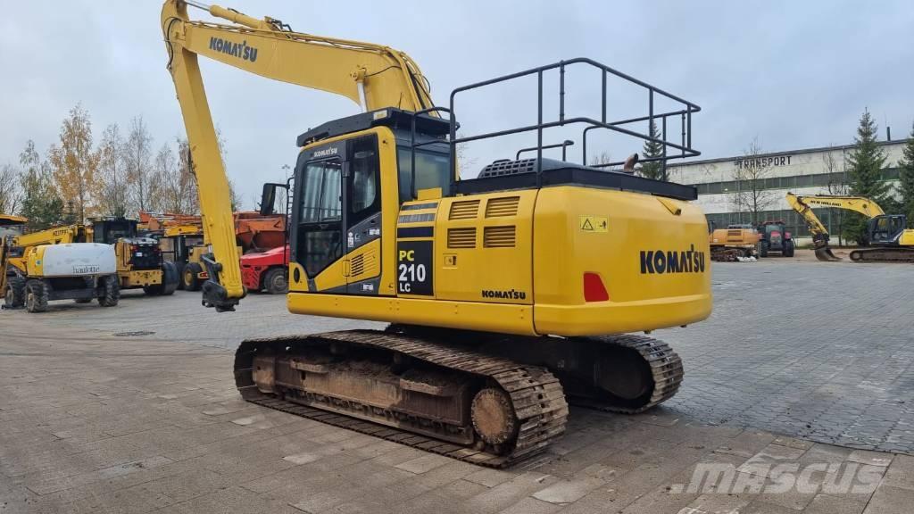 Komatsu PC 210 LC-11 Гусеничные экскаваторы